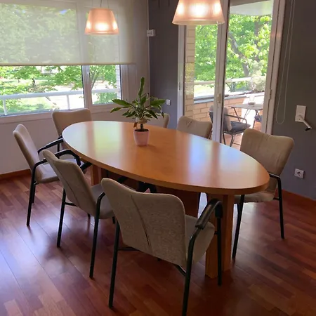 Apartment Especial Vic